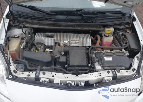 2014 Toyota Prius Three из США, поврежденный, VIN JTDKN3DU3E1822088